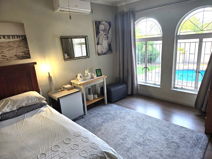 3 Bedroom Property for Sale in Denneburg Western Cape